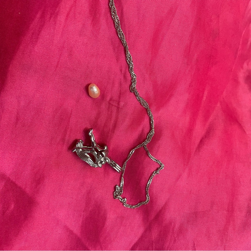 ✨3/$35 Elegant Silver Aquarius Necklace with Pearl Pendant